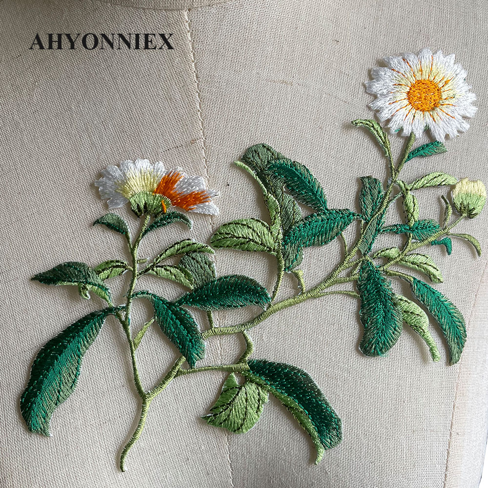 Embroidery Flower Pattern - 1 Piece Iron on Embroidery Patch