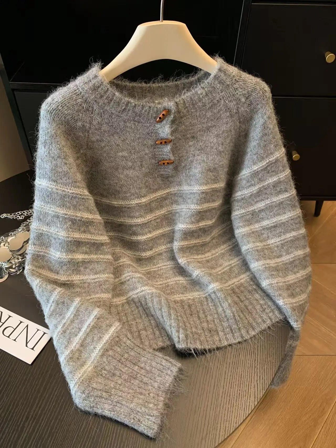 Autumn Winter Women's Striped  – обзор и цена Embroidery Shirt