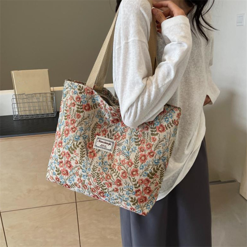 Embroidery Floral Canvas Handb – обзор и цена Embroidery Job