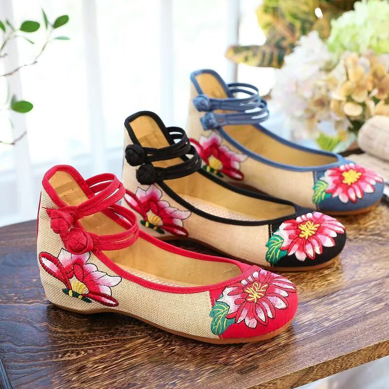 Woman Wedges Embroidered Cloth – обзор и цена Embroidery Horse