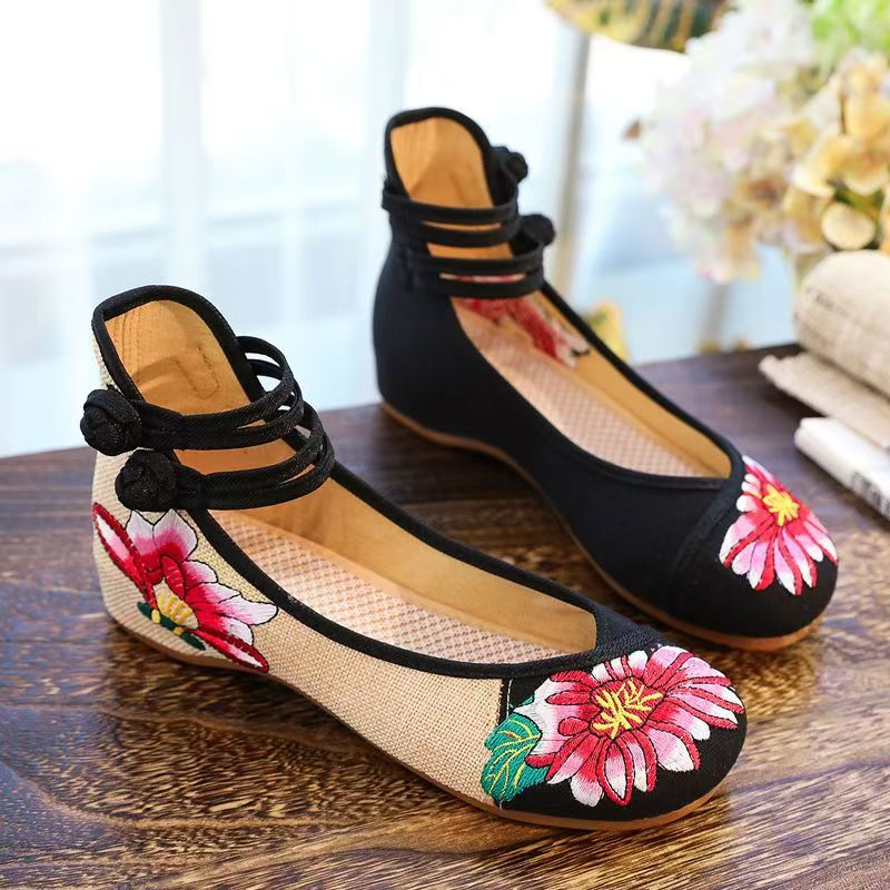 Woman Wedges Embroidered Cloth – обзор и цена Embroidery Horse